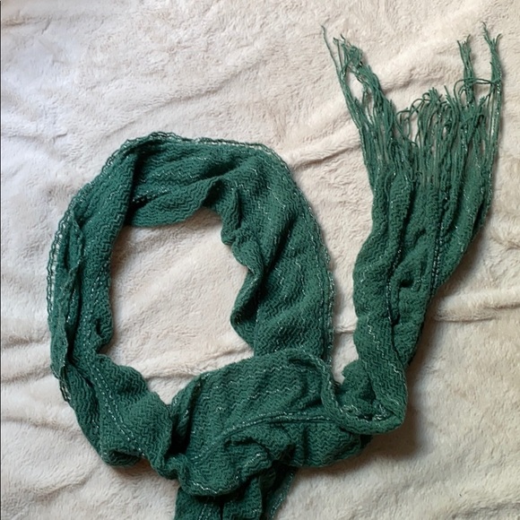 Maurices scarf - Picture 1 of 2